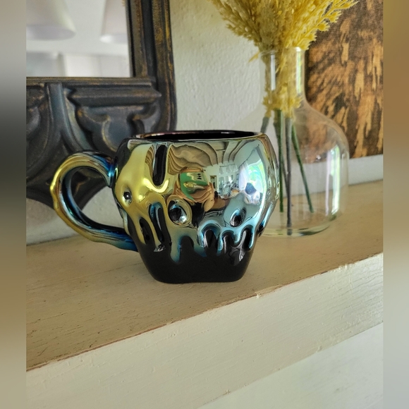 Disney's Evil Queen Poison Apple Mug from Snow White - Picture 5 of 10